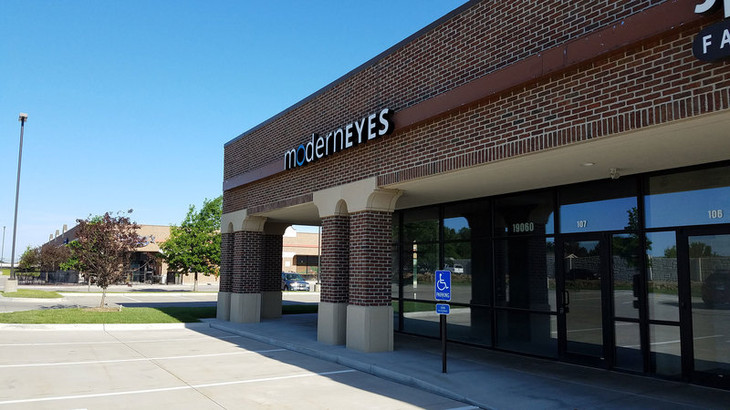 Front building signage